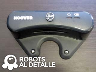 Robot aspirador Hoover Robocom RBC090 base de carga vista superior